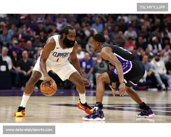 快船客场战绩仅1胜5负,哈登单核挑战魔术整体防守面临考验 快船客场战绩仅1胜5负,哈登单核挑战魔术整体防守面临考验